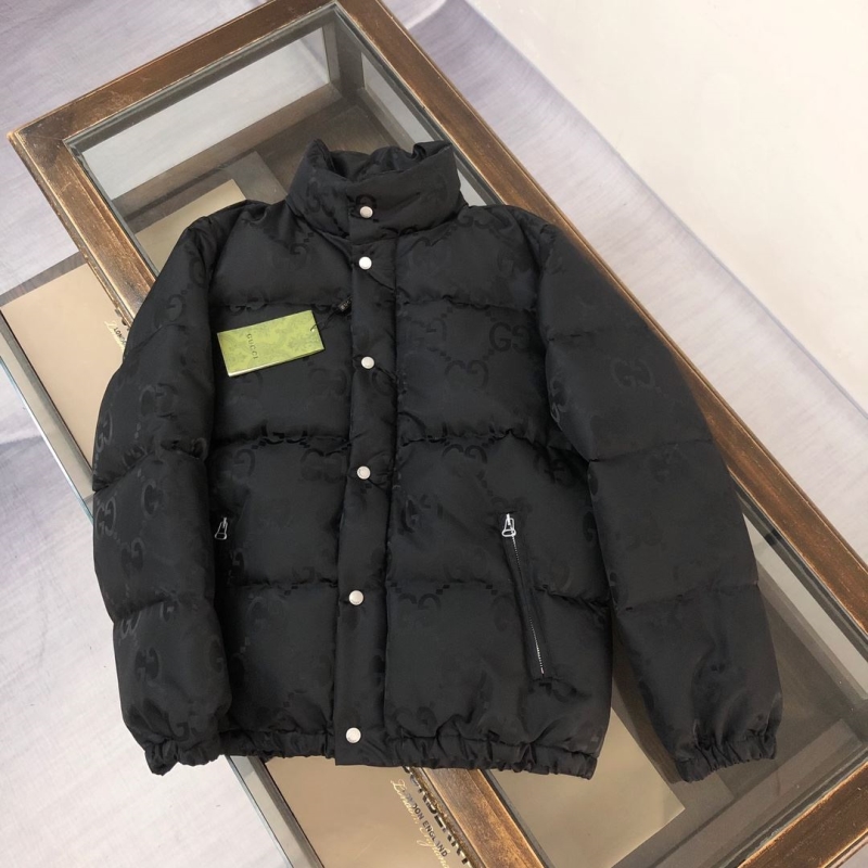 G*u*i down coat